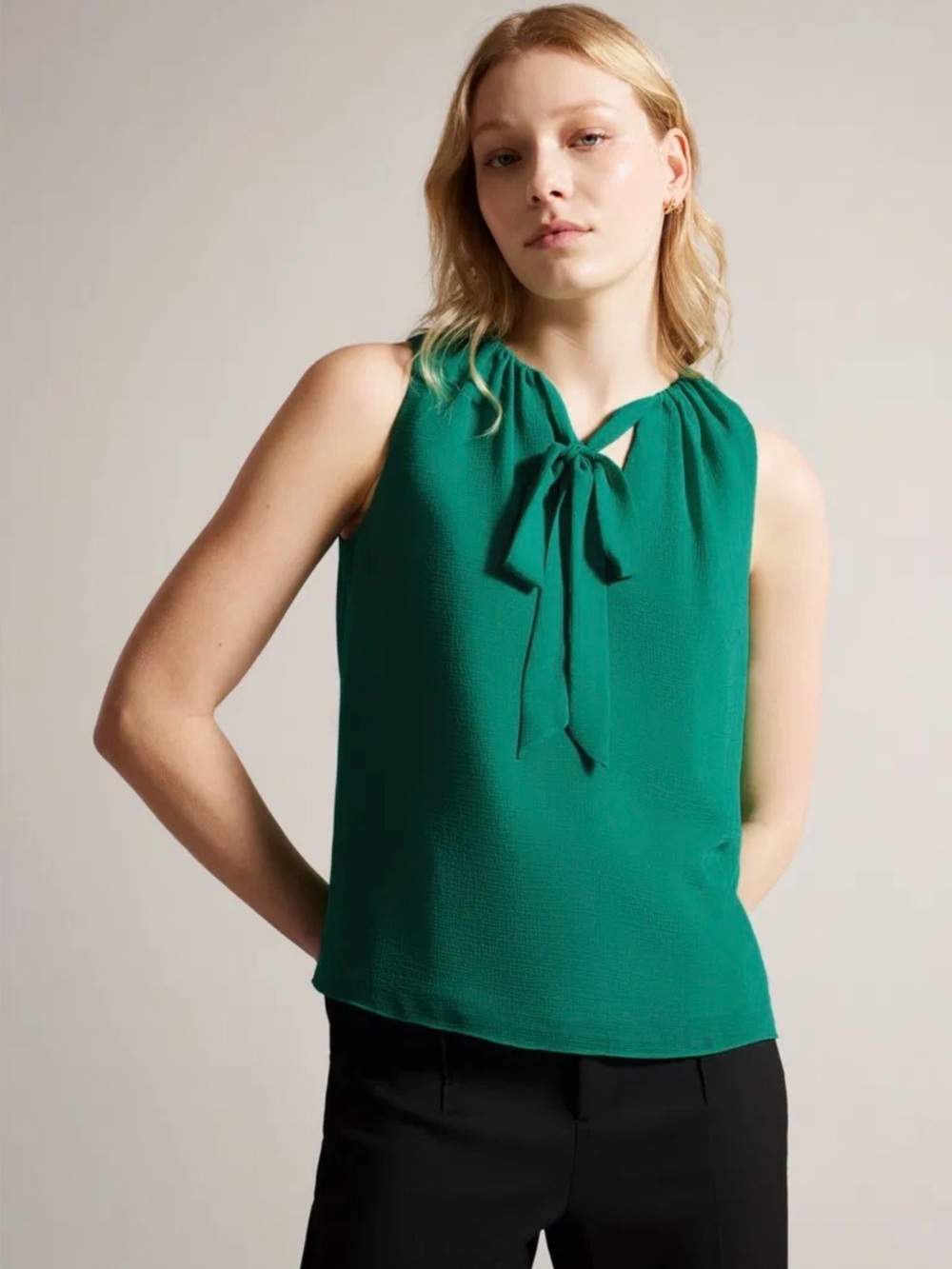 Ted Baker London Lydhia Tie Neck Sleeveless Blouse NWT Size 4